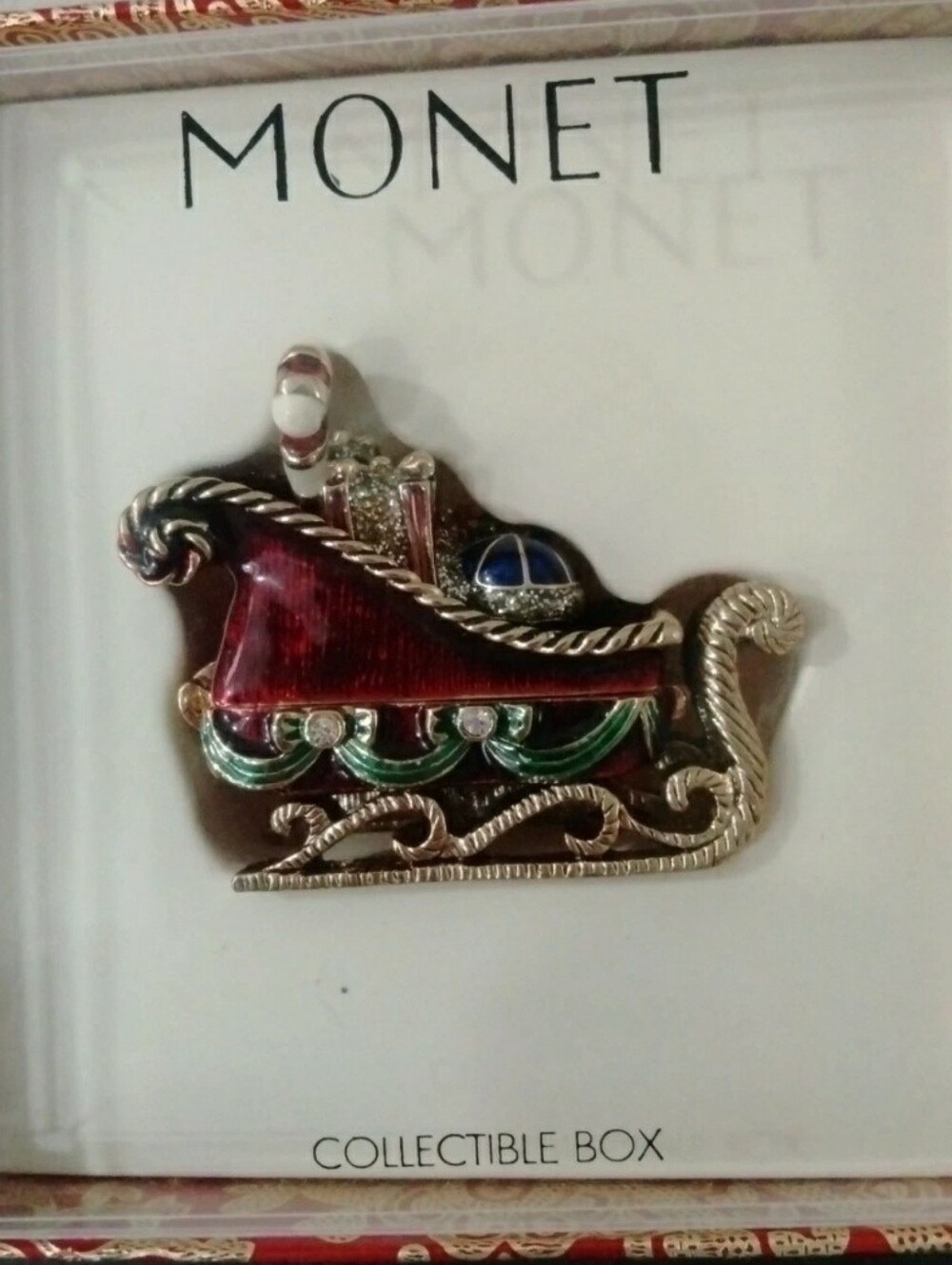 MONET Santa's Sleigh w/Gifts Sparkly Trinket Box w/original box -(New)-